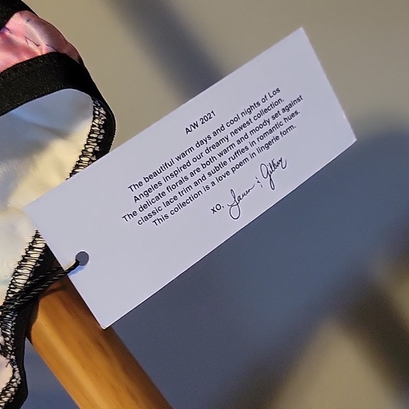 For Love & Lemons 🍋 ❤️ Thong - Picture 5 of 5